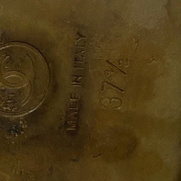 CHANEL BOOTS - Picture 3 of 5